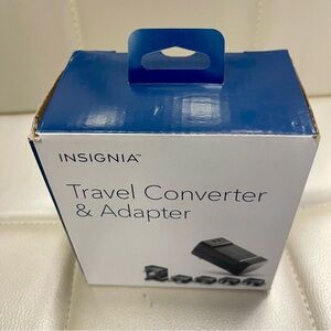 Insignia Travel Adapter and Converter - Black